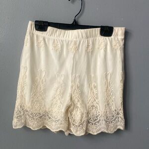 Lace Design Shorts